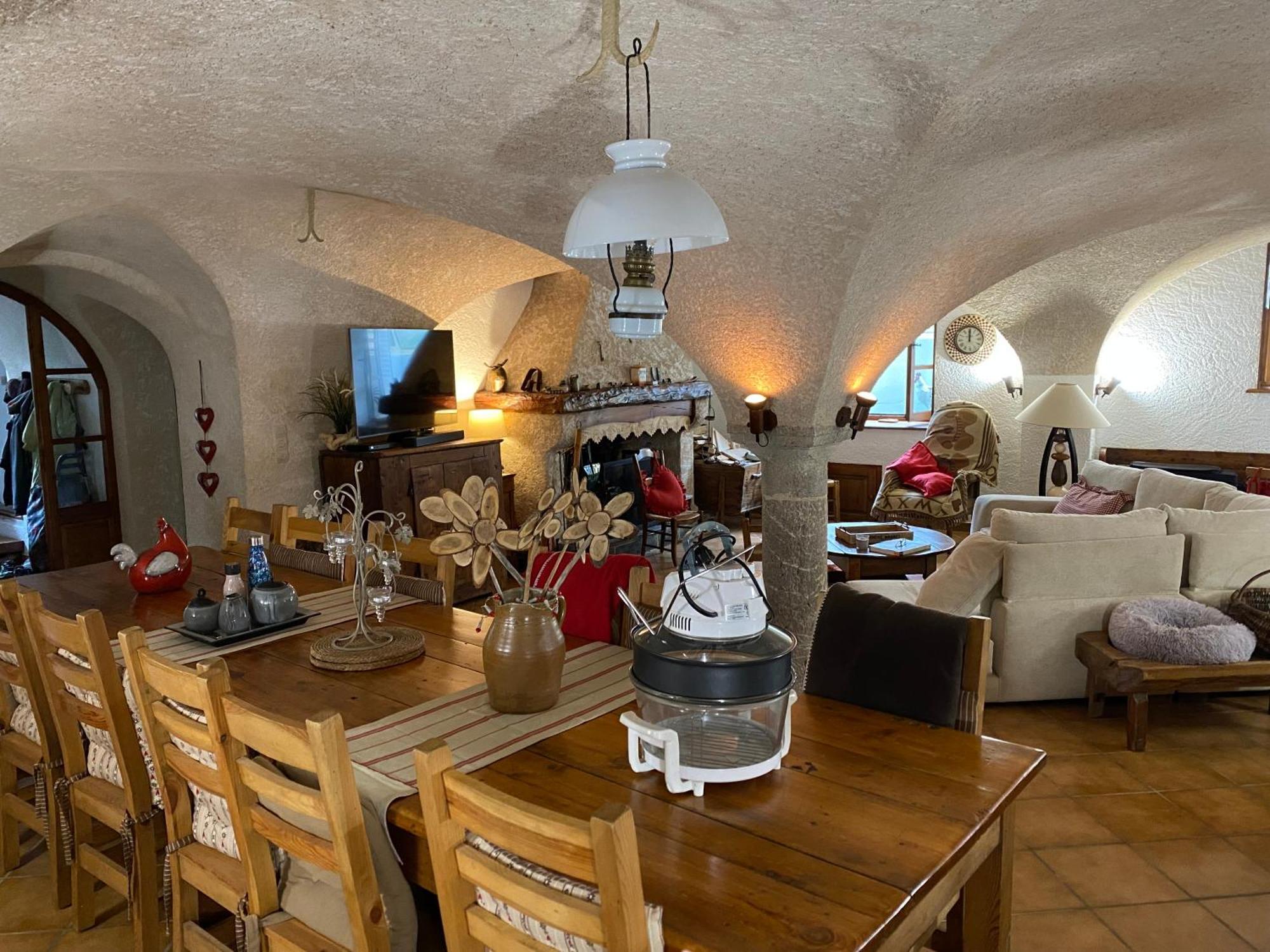 Bed and Breakfast Chez Annie & Marcel Ле-Монетьє-ле-Бен Екстер'єр фото